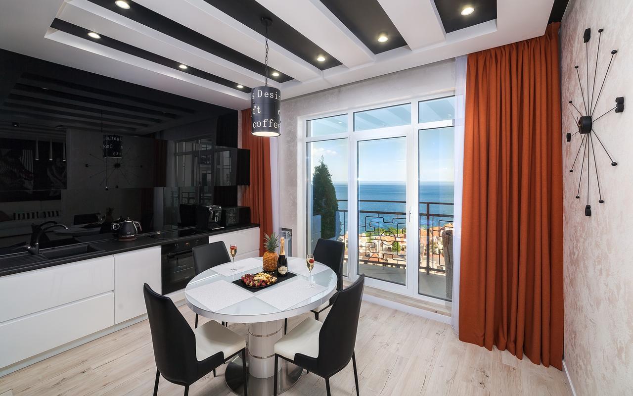 Vip Apartments In Arcadia With Sea View. Odessa Exterior photo